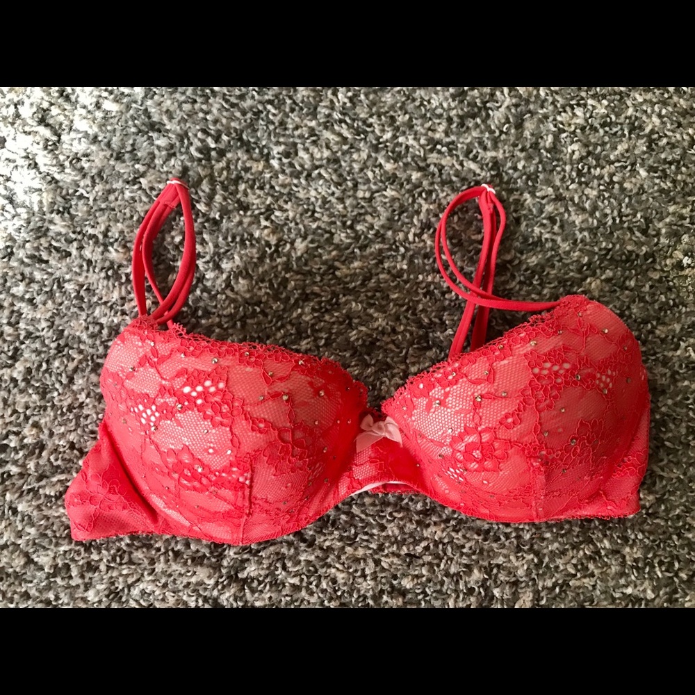 VS bling bombshell bra